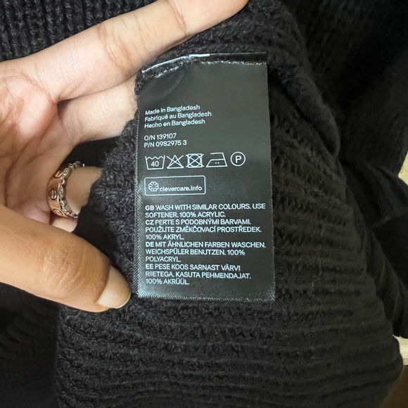 H&M Sleeveless Knit sweater vest dress (S) - Picture 6 of 7